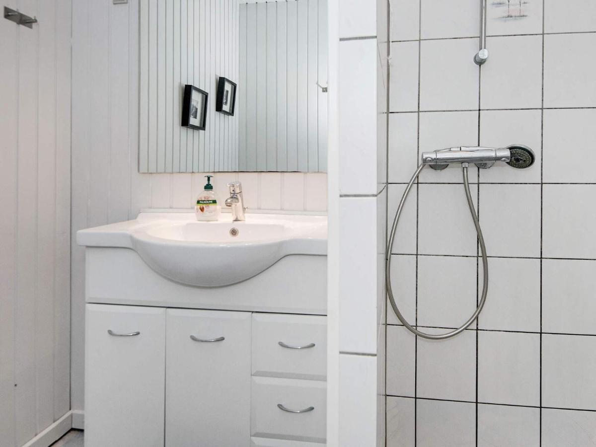 4 Person Holiday Home In R M Rømø Kirkeby Екстериор снимка